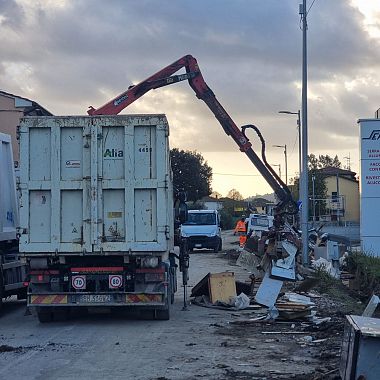 La nuova emergenza: i rifiuti